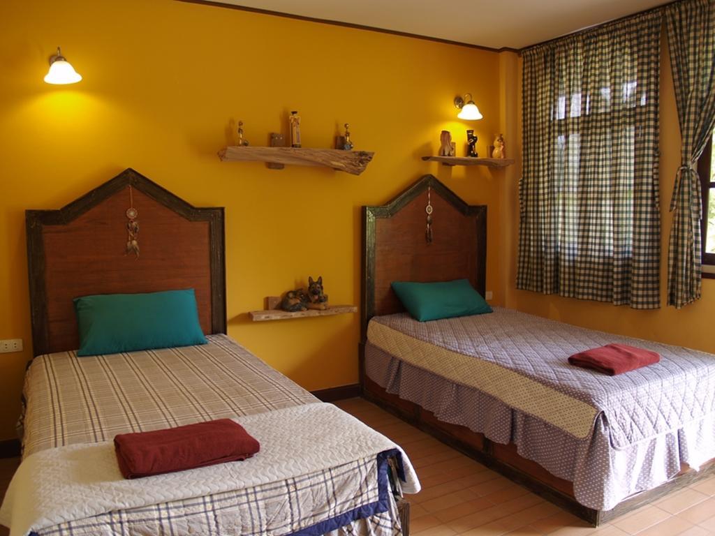Cowboy Farm Resort Pattaya Ban Huai Yai Extérieur photo