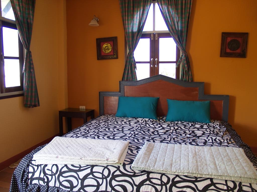 Cowboy Farm Resort Pattaya Ban Huai Yai Extérieur photo
