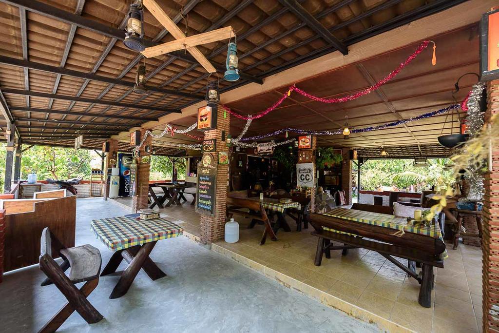 Cowboy Farm Resort Pattaya Ban Huai Yai Extérieur photo