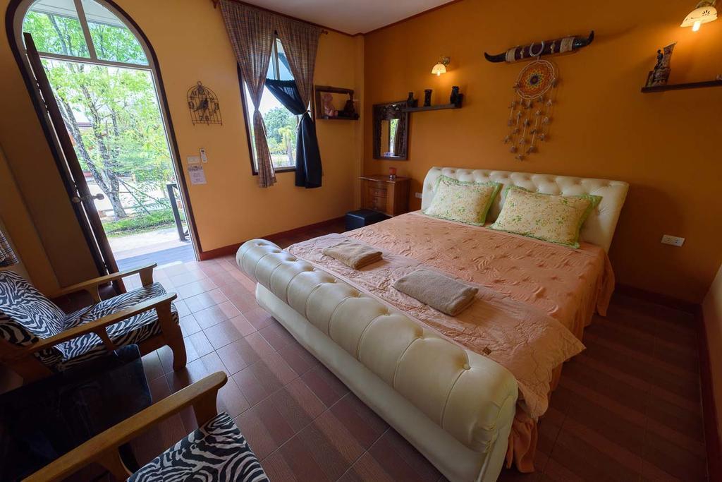 Cowboy Farm Resort Pattaya Ban Huai Yai Extérieur photo